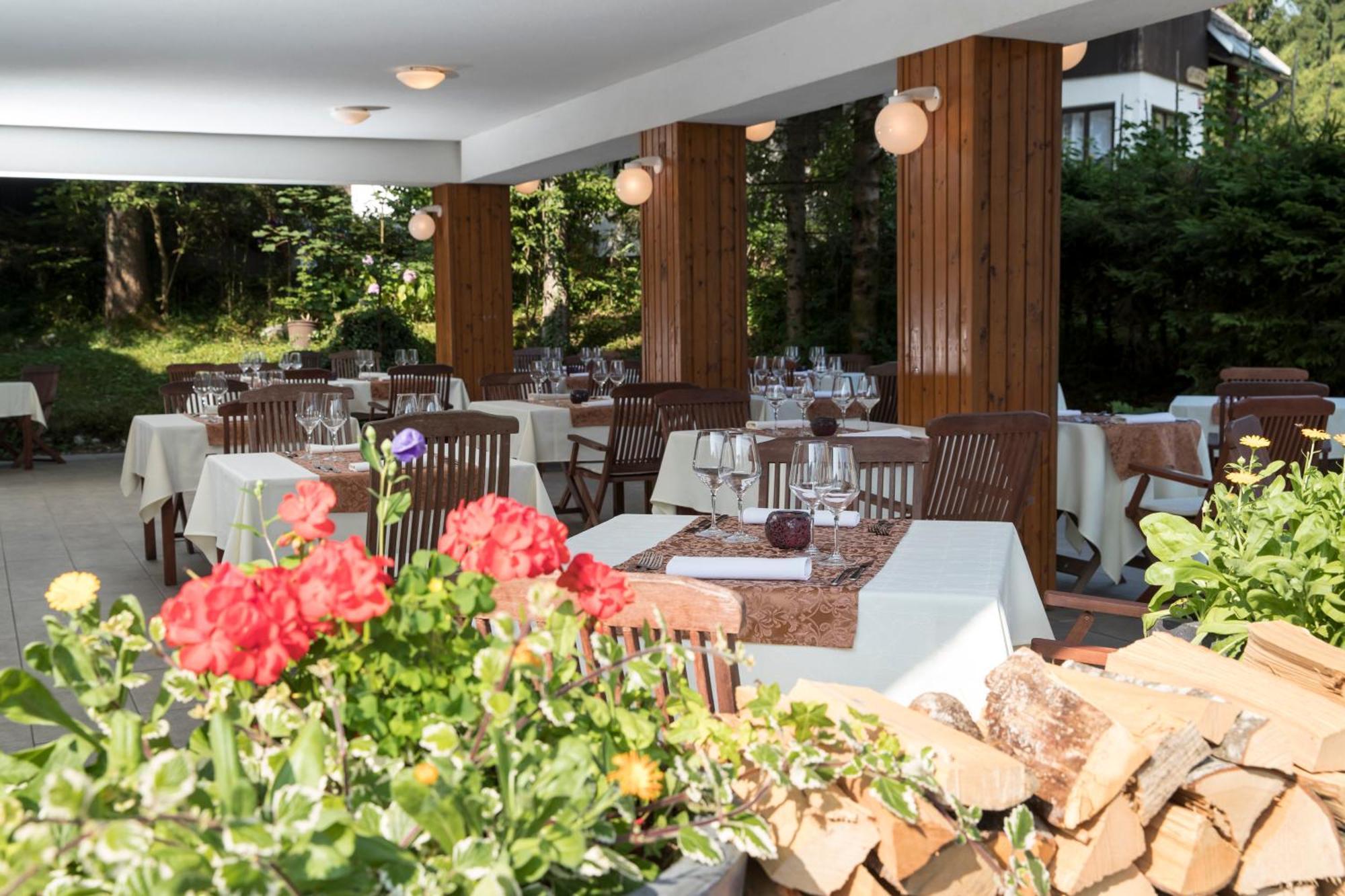 Art Hotel Kristal Bohinj Buitenkant foto